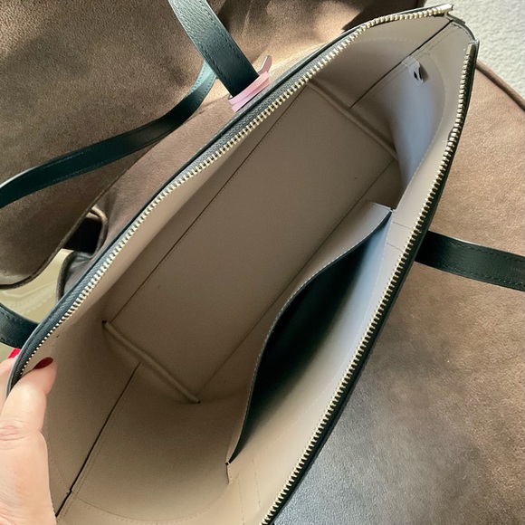 Kate Spade Patricia Tote - Picture 4 of 6